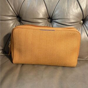 Rothy’s Large Cosmetic Make-up Accessory Toiletry Bag Chevron Case Zip Pouch